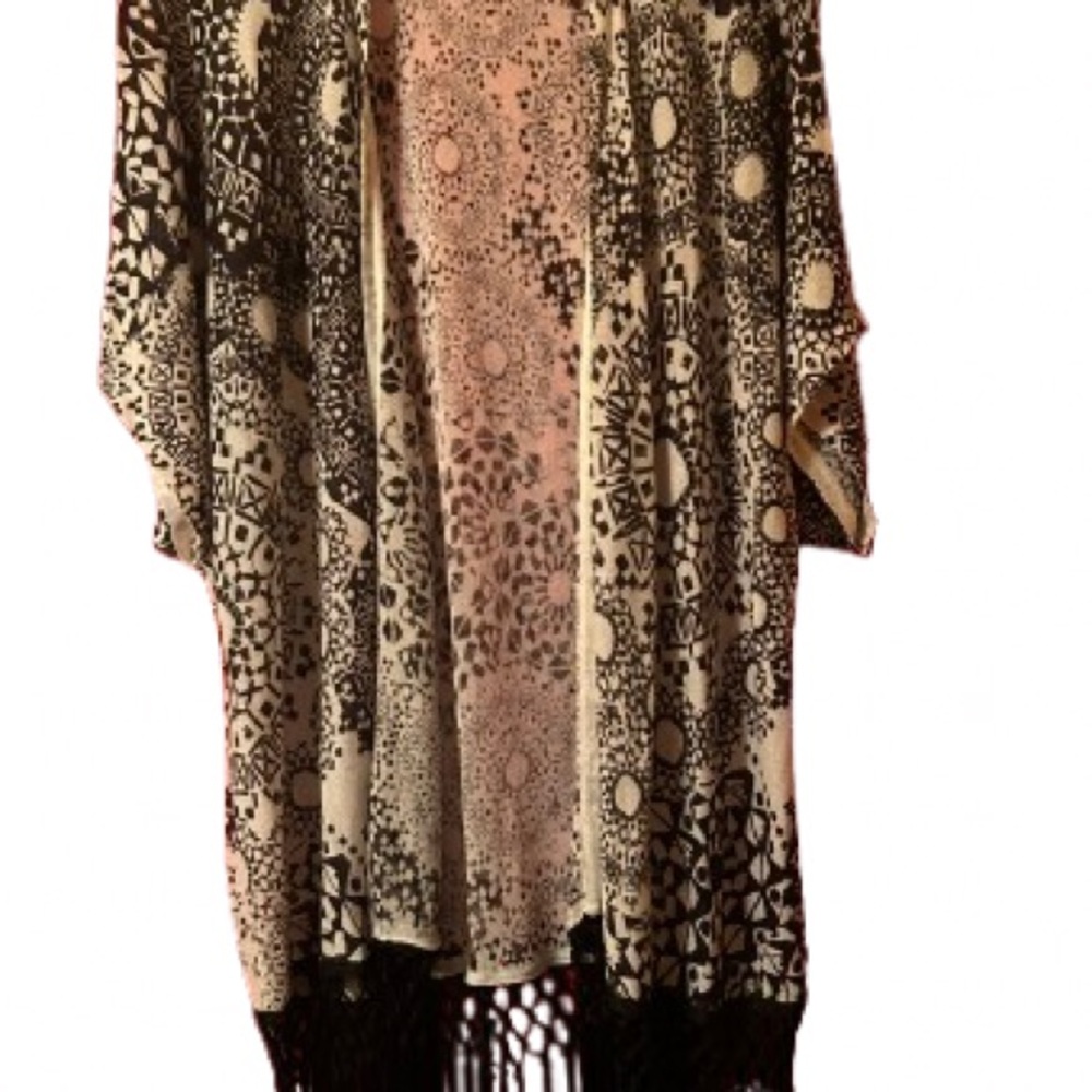 Chicos Black and Beige Patterned Kimono